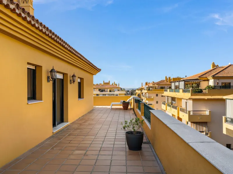 **Stunning Penthouse in San Pedro de Alcántara**