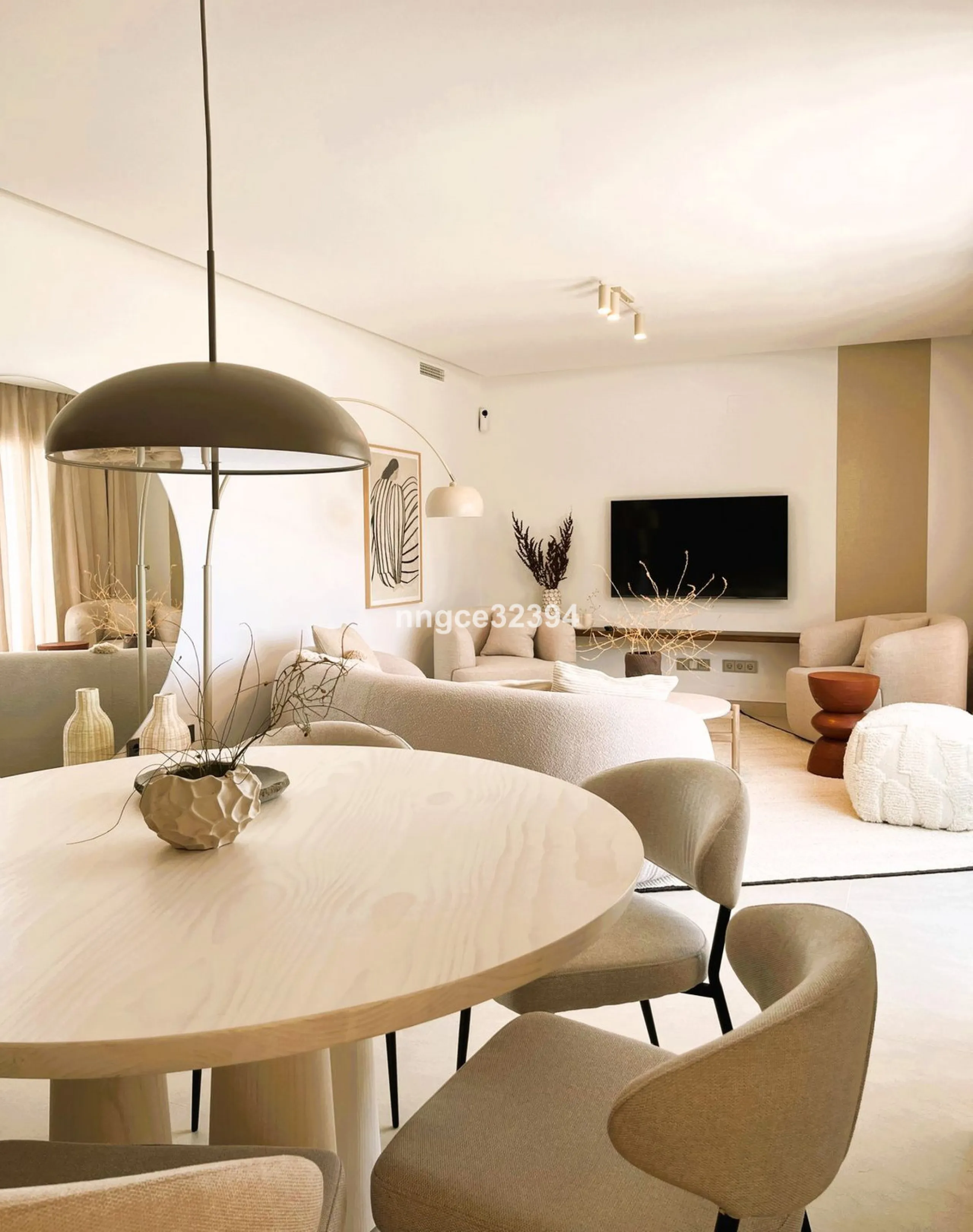 **Stunning Penthouse with Panoramic Sea & Golf Views in La Quinta, Benahavis**