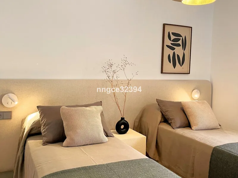 **Stunning Penthouse with Panoramic Sea & Golf Views in La Quinta, Benahavis**