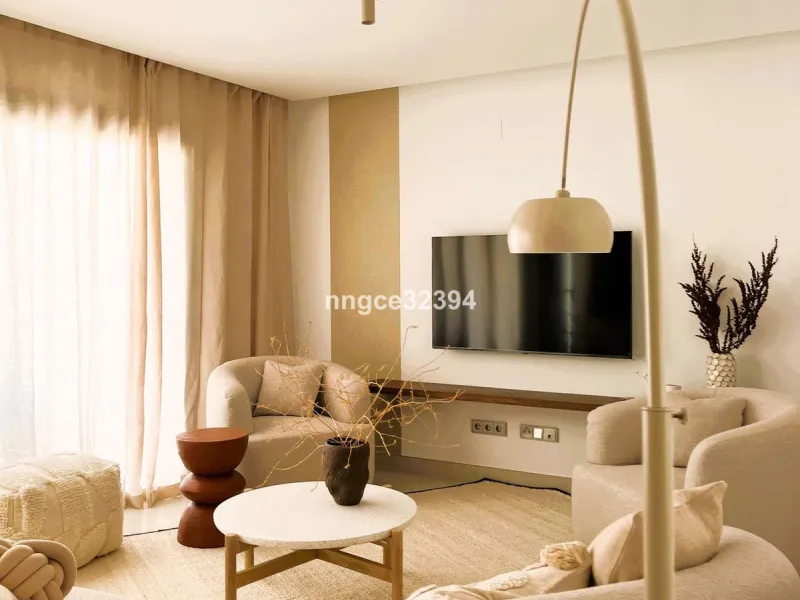 **Stunning Penthouse with Panoramic Sea & Golf Views in La Quinta, Benahavis**