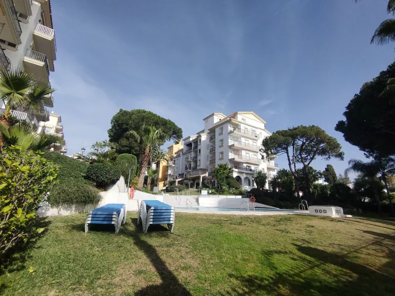Апартамент нижний этаж, Puerto Banús, Costa del Sol