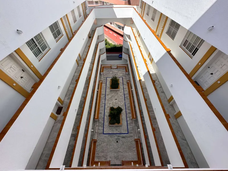 Apartment - Penthouse в продаже в Fuengirola, Málaga. В доме 3 спален и 2 ванных комнат. Площадь дома 135 м²