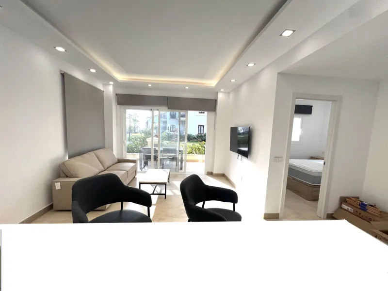 Apartment - Ground Floor Apartment в продаже в Marbella, Málaga. В доме 2 спален и 2 ванных комнат. Площадь дома 110 м²