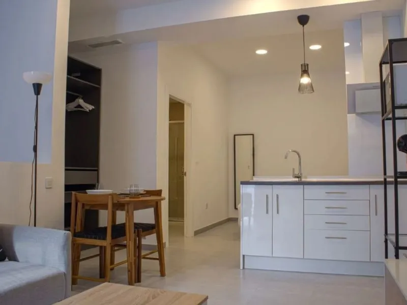 Apartment - Duplex в продаже в Torremolinos, Málaga. В доме 3 спален и 3 ванных комнат. Площадь дома 303 м²