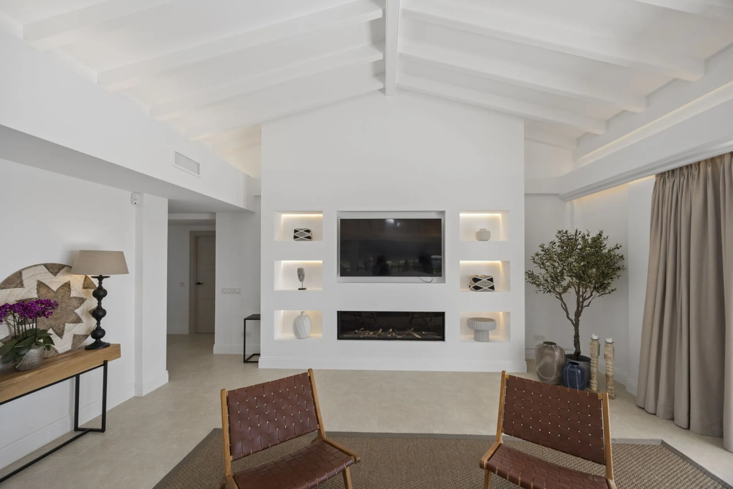 This fantastic totally reformed villa is situated in the