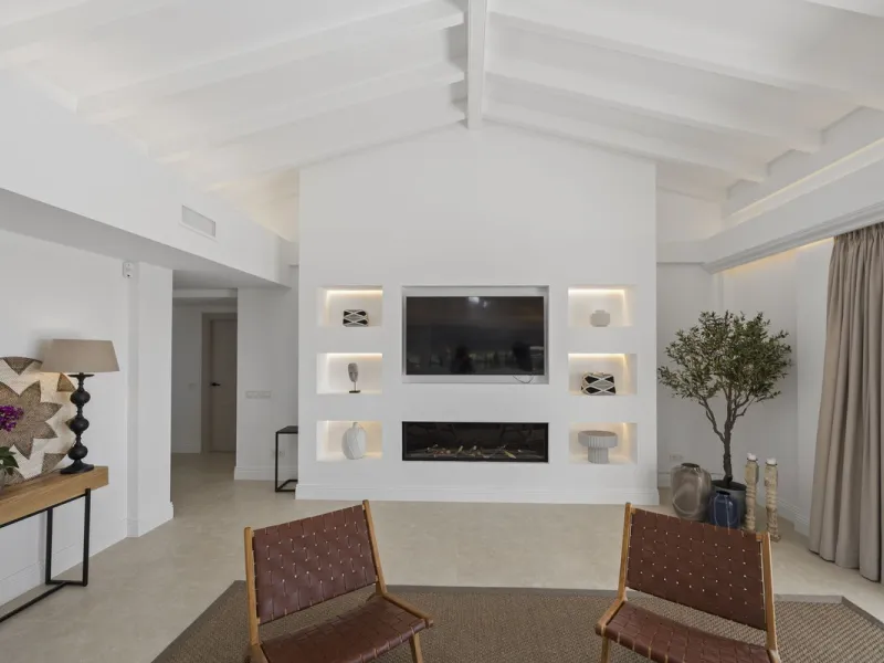 This fantastic totally reformed villa is situated in the