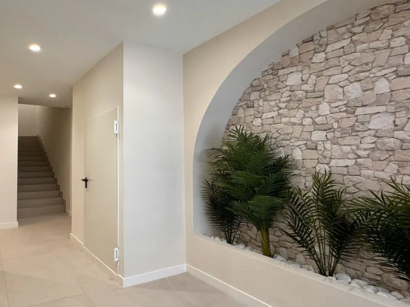 We present you this interesting newly built 3-bedroom apartment in one of the fastest growing areas