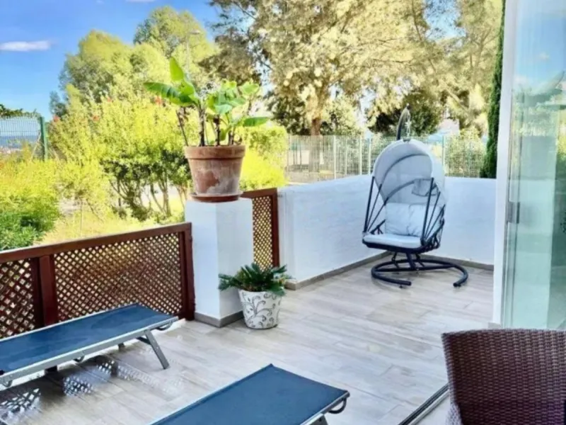 This elegant two-bedroom, two-bathroom apartment is just 5 minutes from the beautiful beaches of Bahia de Casares and offers you a lifestyle of tranquility and comfort. The apartment is located in Residencial Mirabella within the prestigious Dona Julia Go