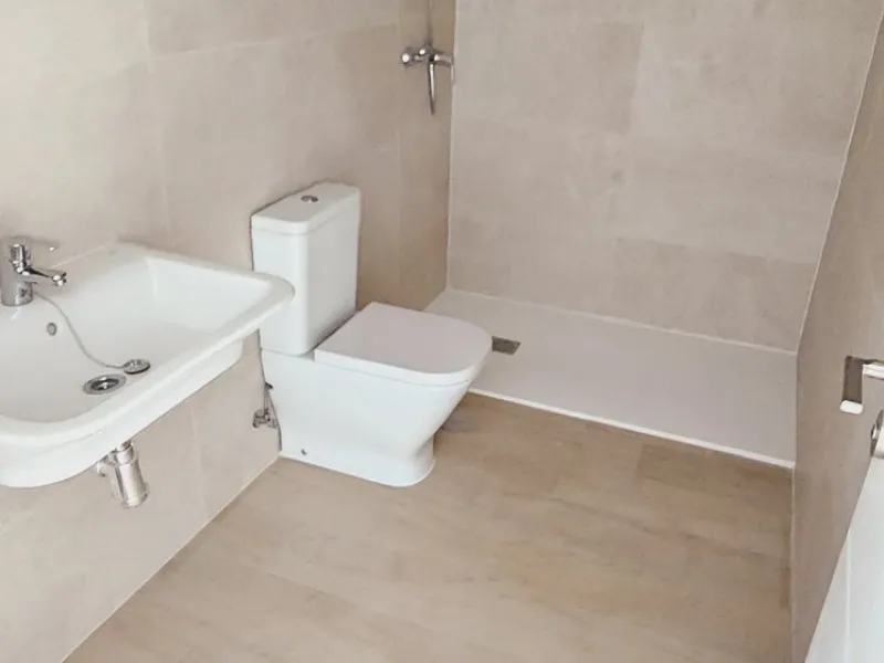 We present you this interesting newly built 3-bedroom apartment in one of the fastest growing areas