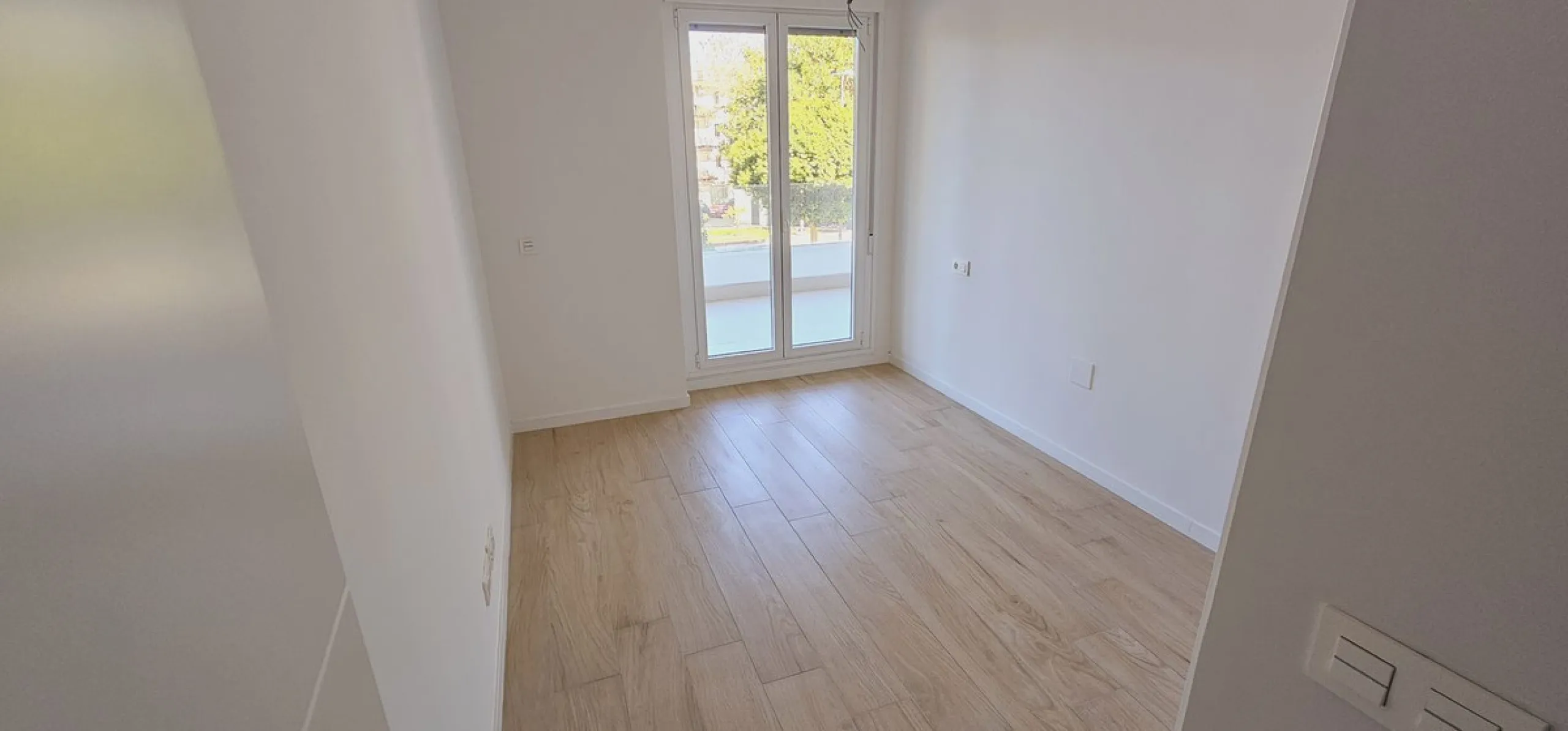 We present you this interesting newly built 3-bedroom apartment in one of the fastest growing areas