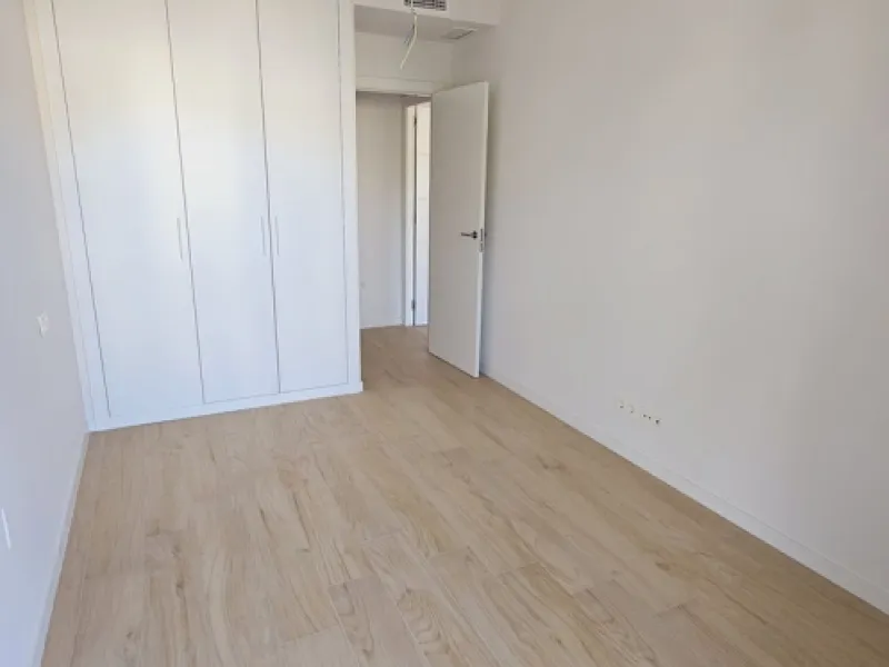 We present you this interesting newly built 3-bedroom apartment in one of the fastest growing areas