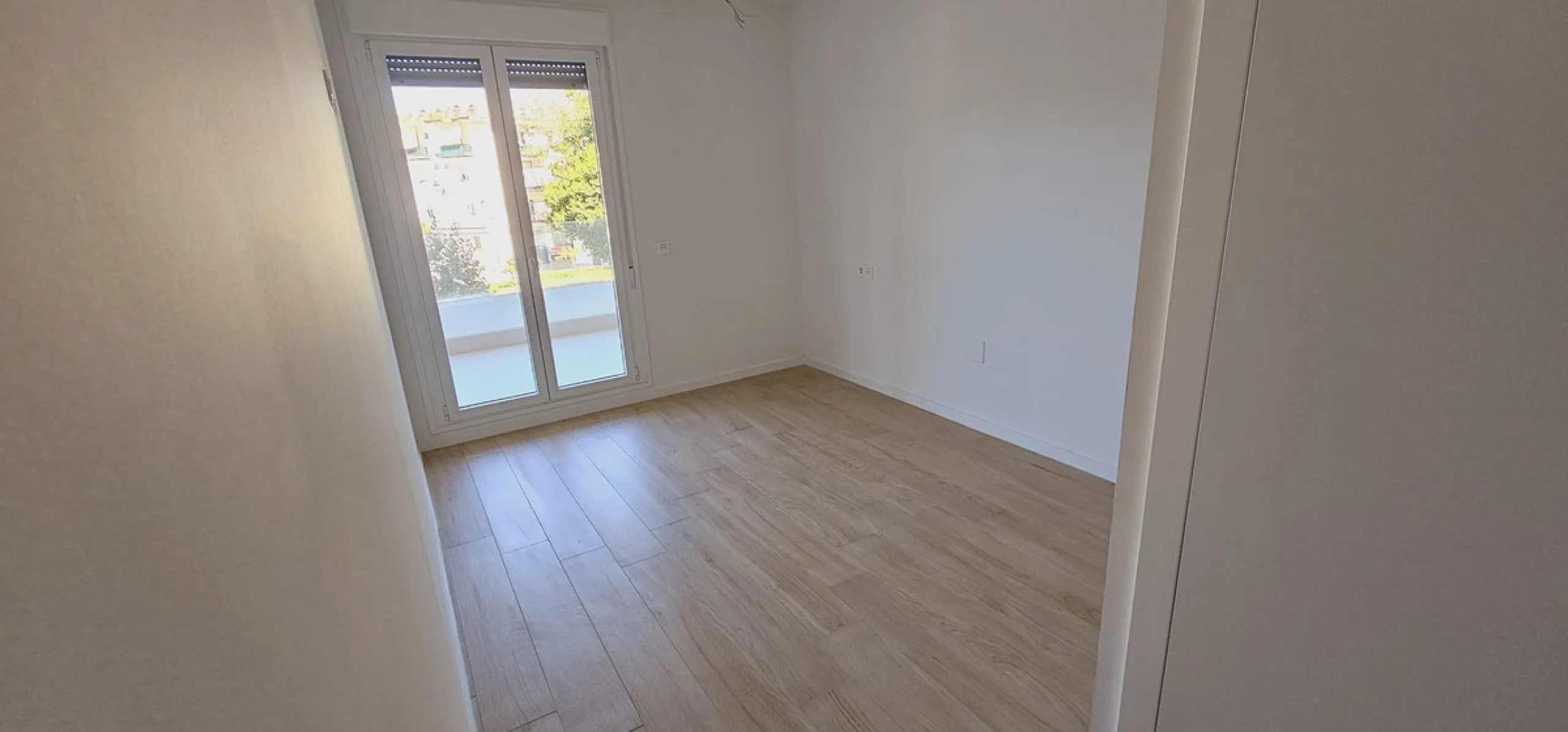 We present you this interesting newly built 3-bedroom apartment in one of the fastest growing areas