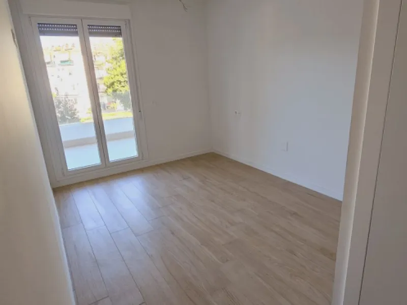 We present you this interesting newly built 3-bedroom apartment in one of the fastest growing areas