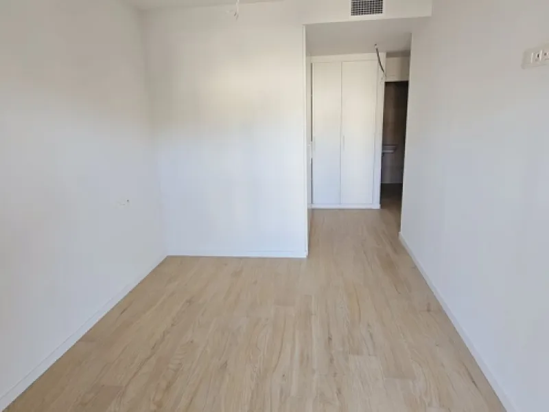 We present you this interesting newly built 3-bedroom apartment in one of the fastest growing areas