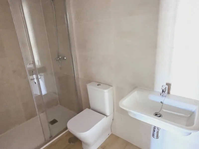 We present you this interesting newly built 3-bedroom apartment in one of the fastest growing areas
