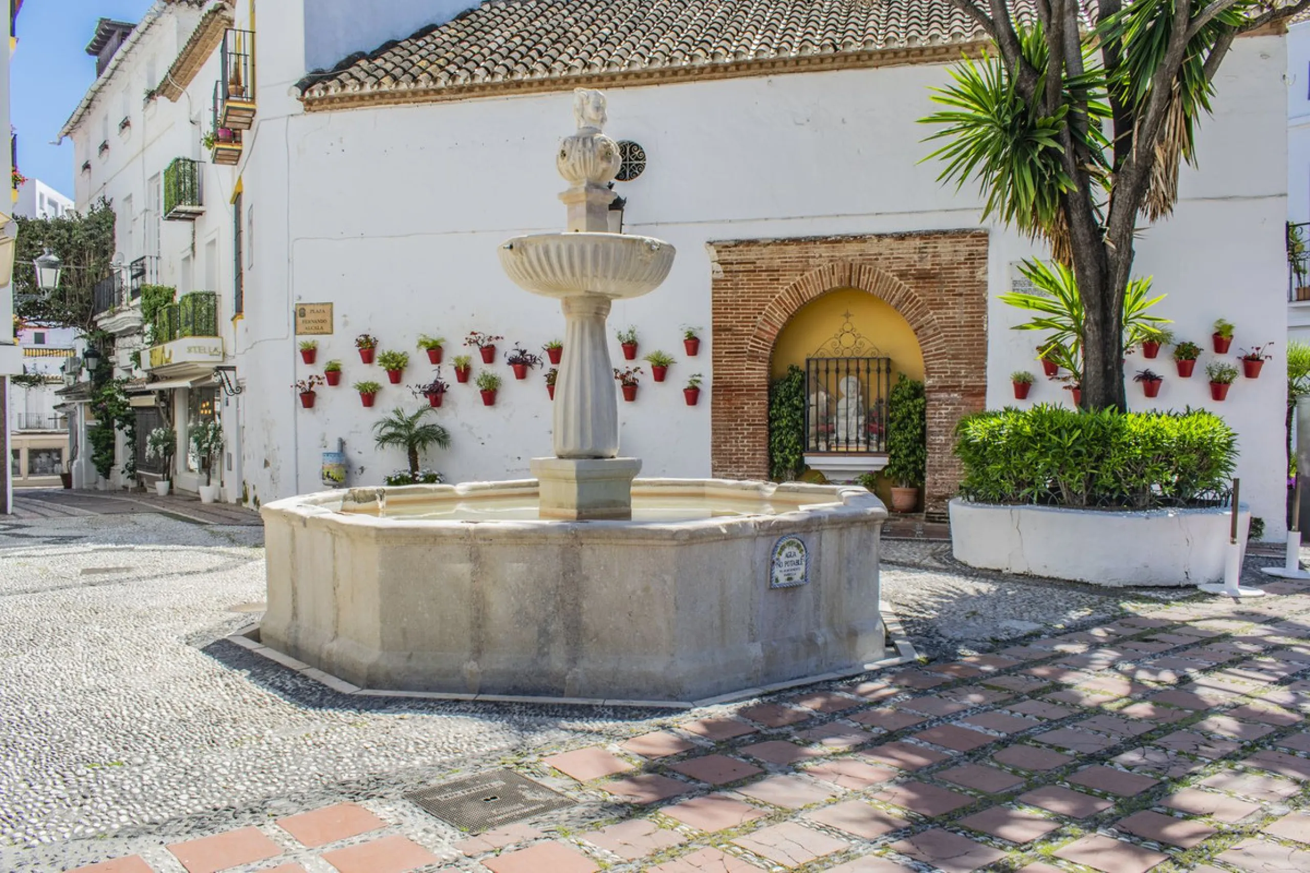 OPPORTUNITY NEXT TO THE BEACH AND THE OLD TOWN