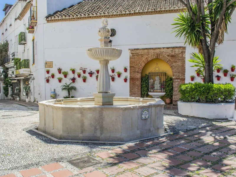 OPPORTUNITY NEXT TO THE BEACH AND THE OLD TOWN