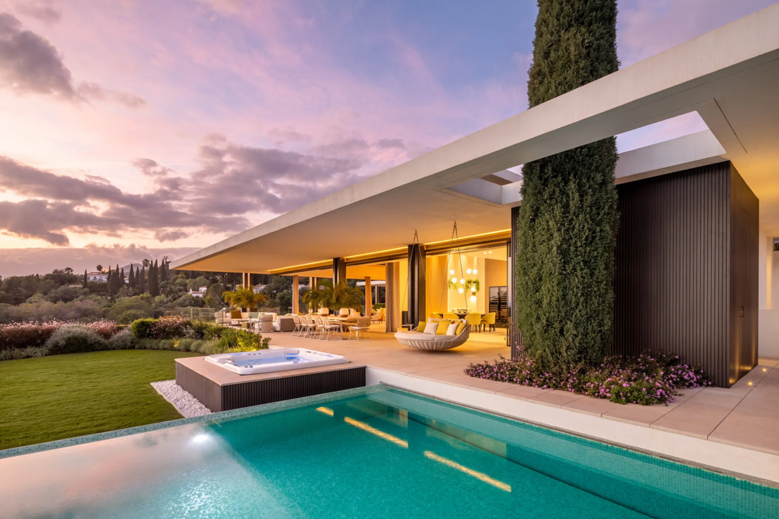 Designervilla mit Meerblick und privatem Spa in La Quinta, Benahavís