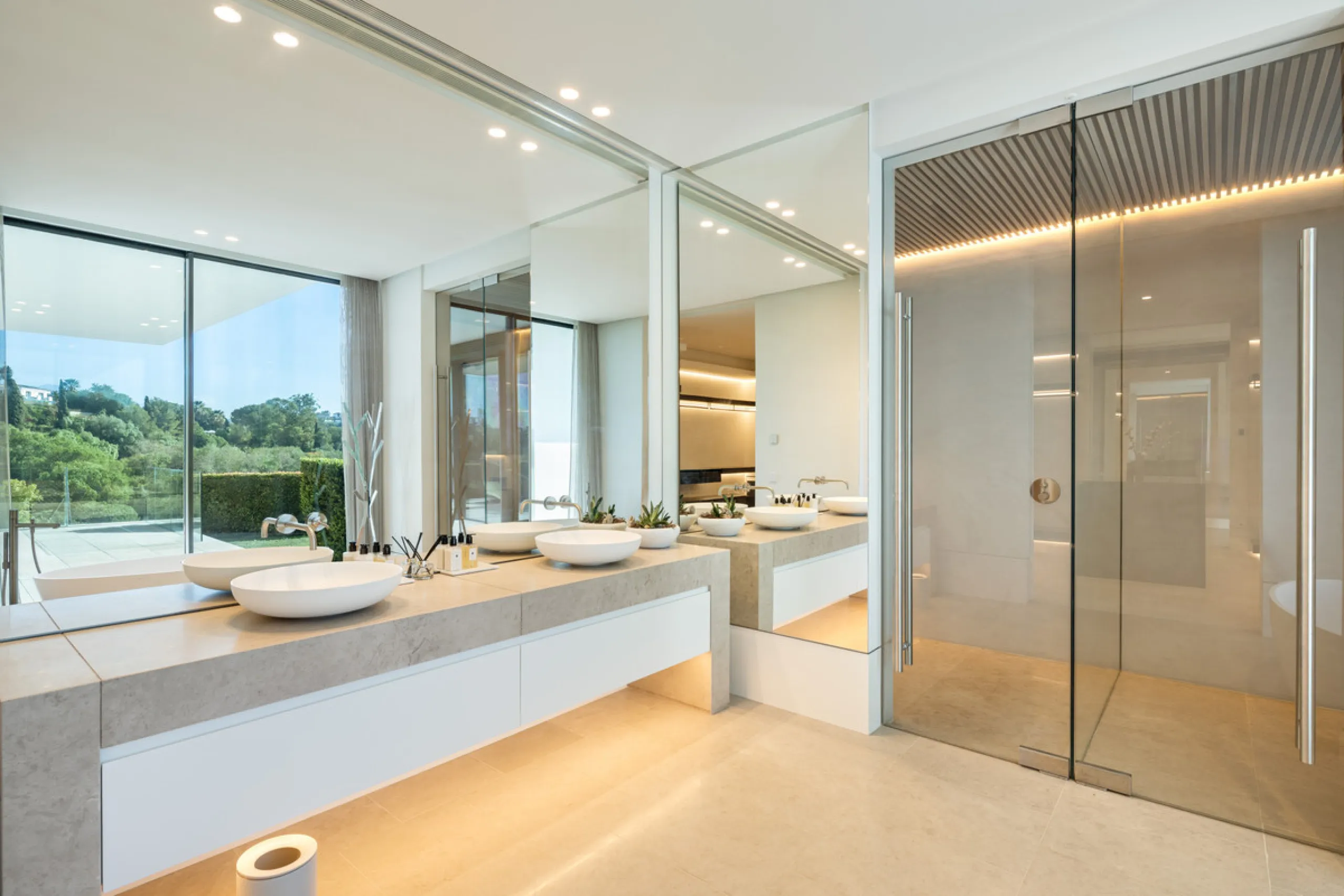 Designervilla mit Meerblick und privatem Spa in La Quinta, Benahavís