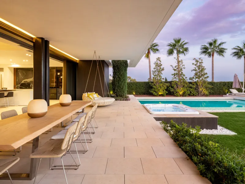 Designervilla mit Meerblick und privatem Spa in La Quinta, Benahavís