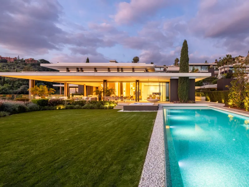 Designervilla mit Meerblick und privatem Spa in La Quinta, Benahavís