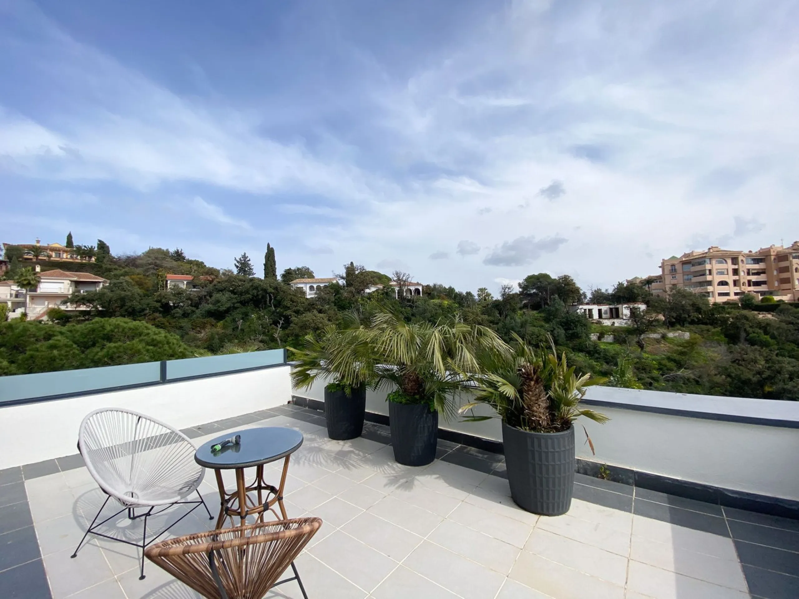 Magnificent villa with sea views in Elviria.