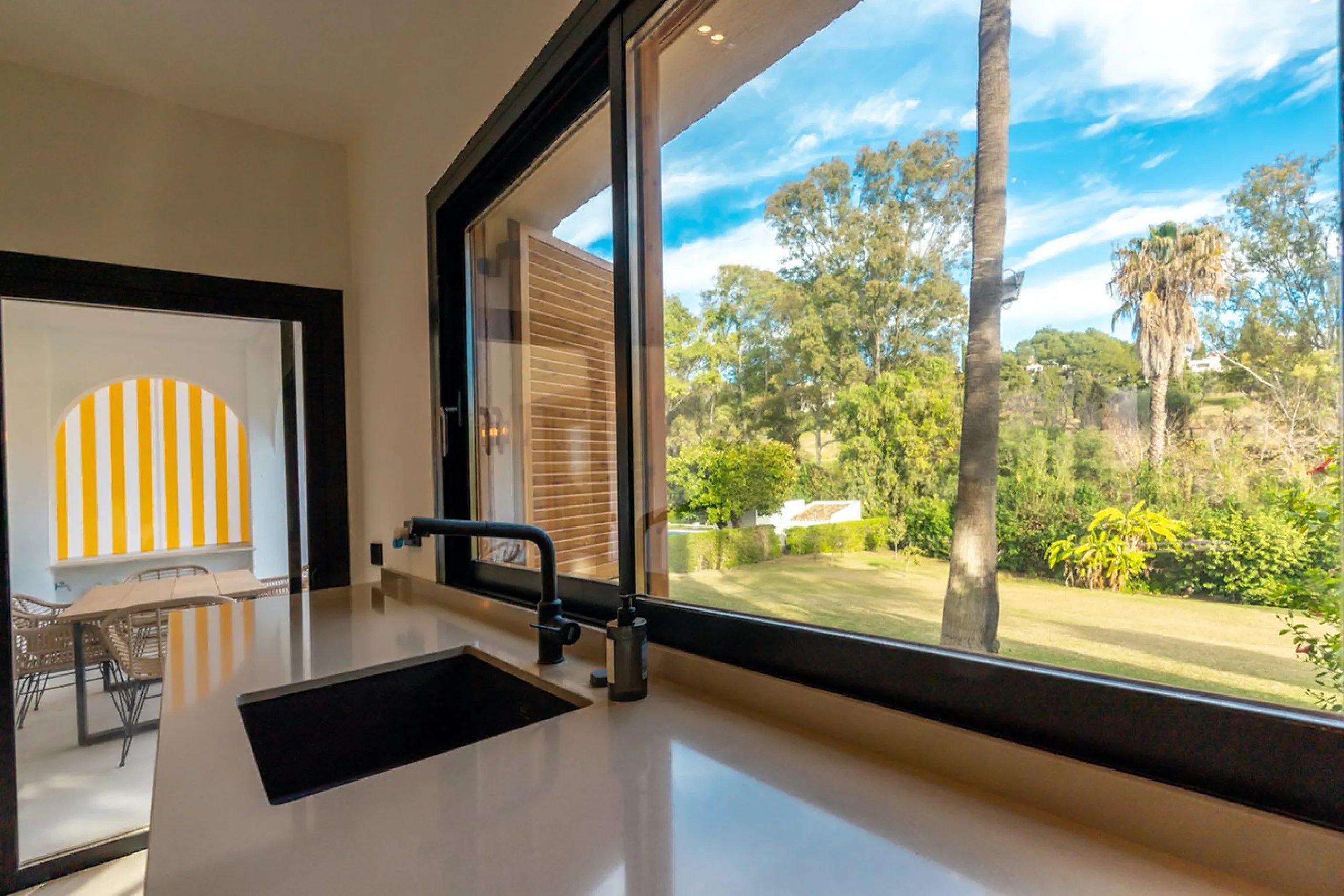 Luxurious Fully Renovated Apartment in Le Village, Nueva Andalucía, Marbella
