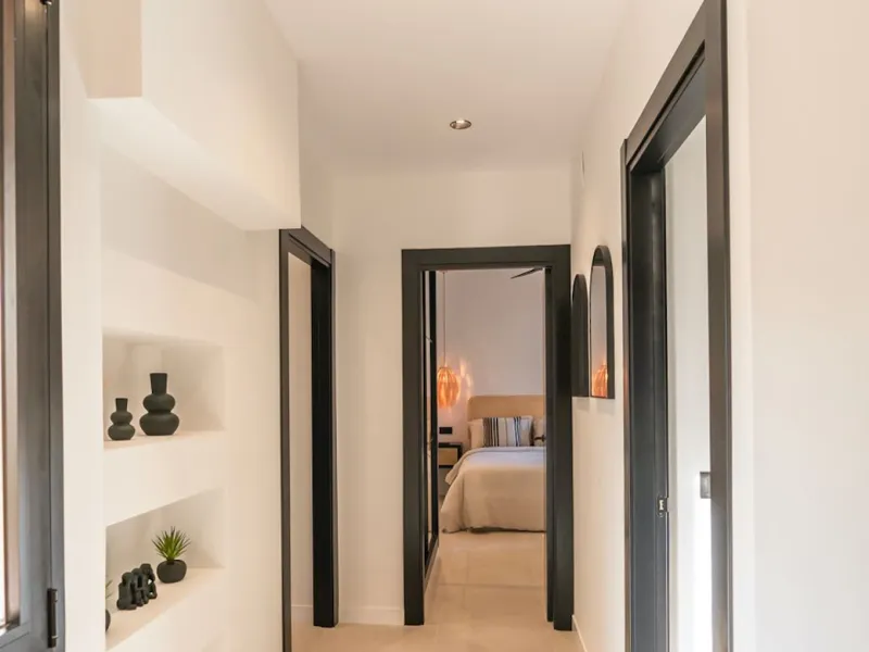 Luxurious Fully Renovated Apartment in Le Village, Nueva Andalucía, Marbella