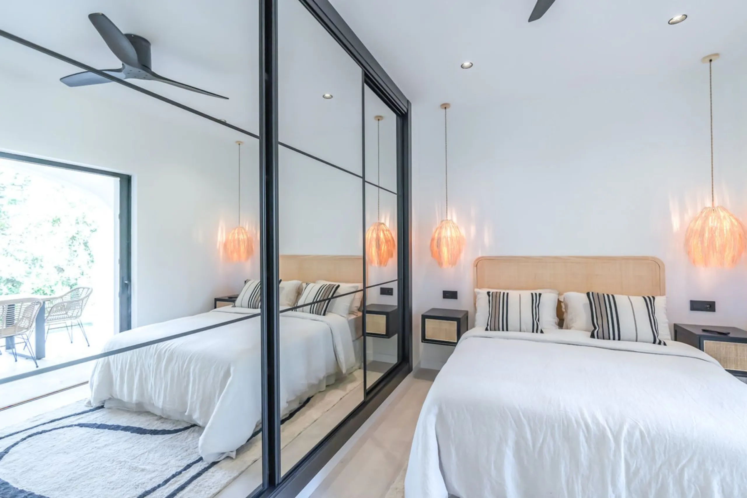 Luxurious Fully Renovated Apartment in Le Village, Nueva Andalucía, Marbella