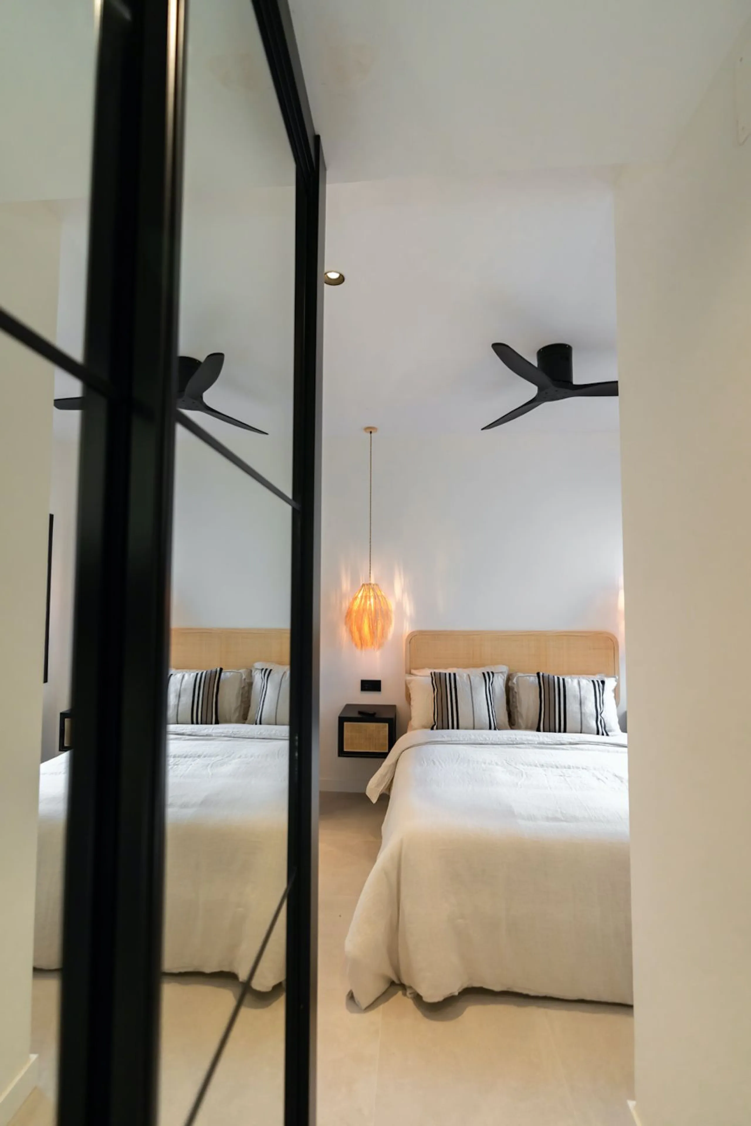 Luxurious Fully Renovated Apartment in Le Village, Nueva Andalucía, Marbella