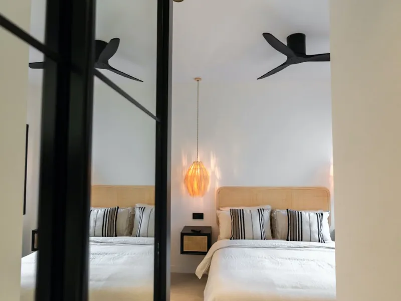Luxurious Fully Renovated Apartment in Le Village, Nueva Andalucía, Marbella