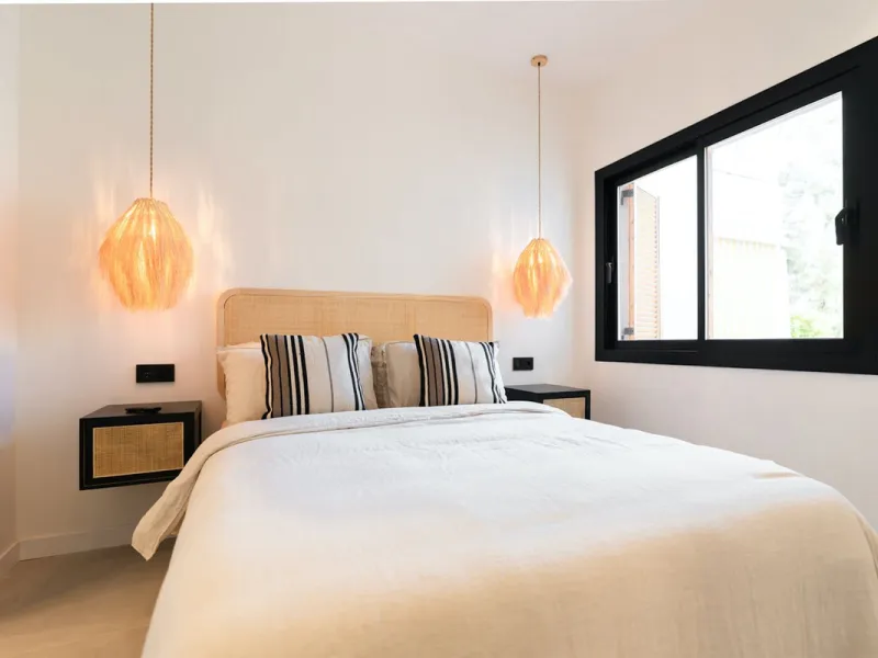 Luxurious Fully Renovated Apartment in Le Village, Nueva Andalucía, Marbella