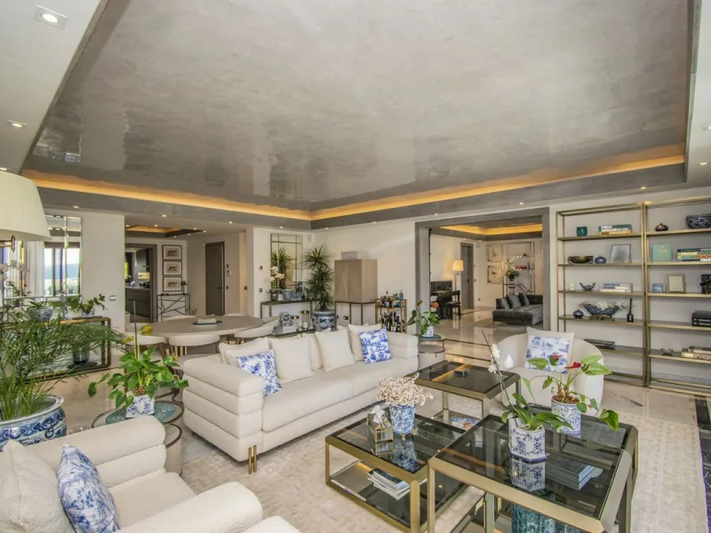 GREAT LUXURY PROPERTY IN MARBELLA WITH SEA VIEWS
