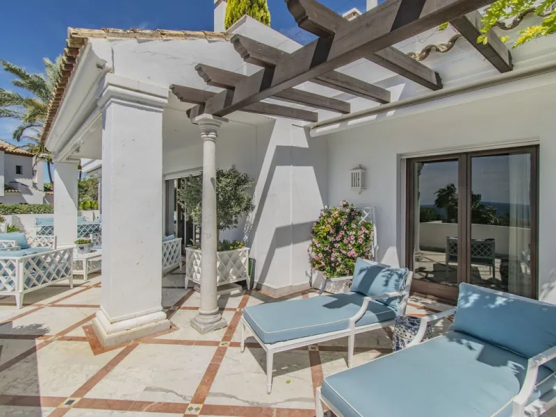 GREAT LUXURY PROPERTY IN MARBELLA WITH SEA VIEWS