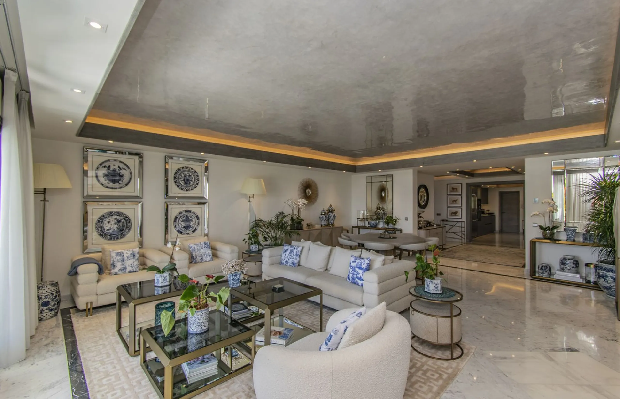 GREAT LUXURY PROPERTY IN MARBELLA WITH SEA VIEWS