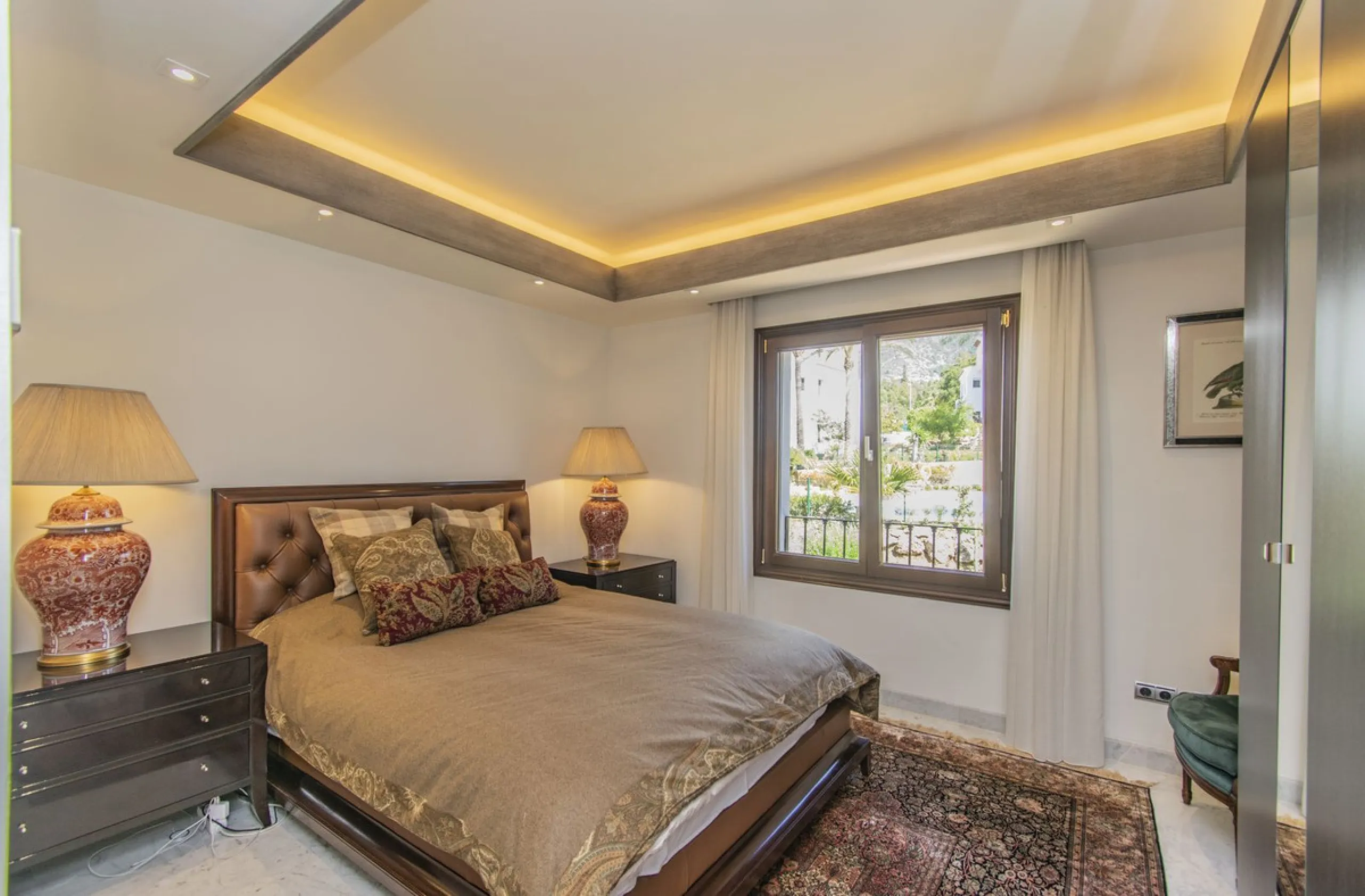 GREAT LUXURY PROPERTY IN MARBELLA WITH SEA VIEWS