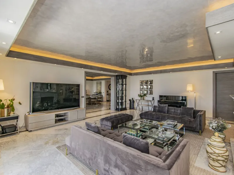 GREAT LUXURY PROPERTY IN MARBELLA WITH SEA VIEWS