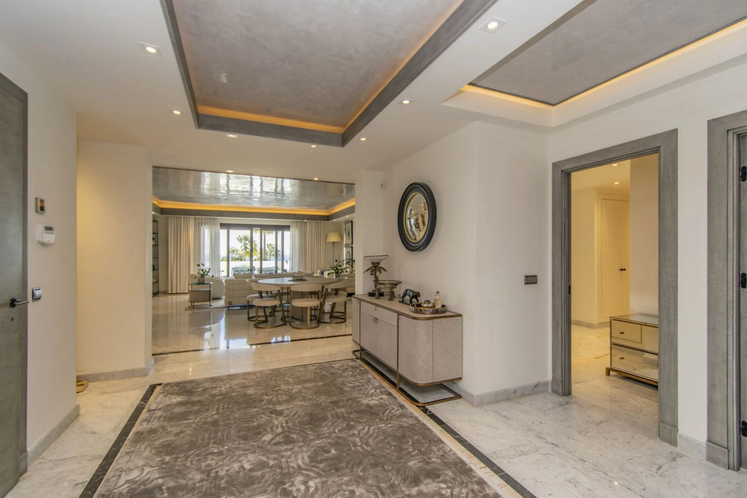 GREAT LUXURY PROPERTY IN MARBELLA WITH SEA VIEWS