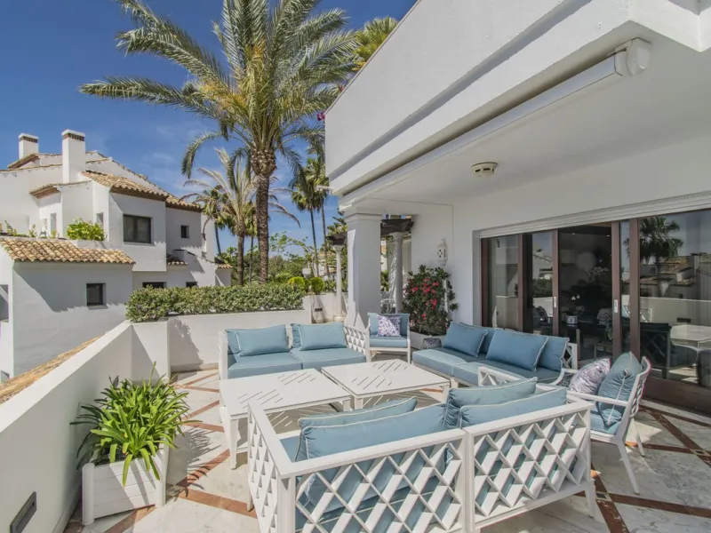 GREAT LUXURY PROPERTY IN MARBELLA WITH SEA VIEWS