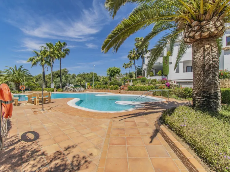 GREAT LUXURY PROPERTY IN MARBELLA WITH SEA VIEWS