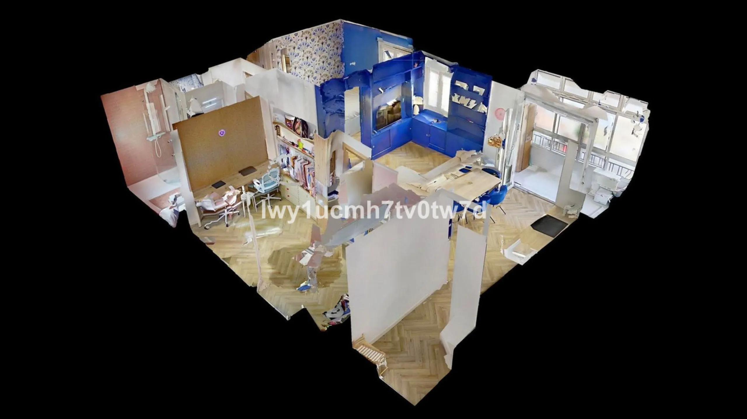 We are pleased to present this EXCLUSIVE 72 m² flat, renovated for maximum comfort in one of the most sought-after areas of Malaga, where there are 300 days of sunshine a year and a mild climate all year round. Discover your new home in the heart of Malag