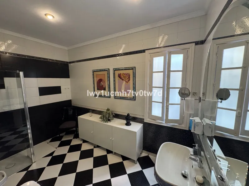 OPPORTUNITY! MAGNIFICENT PROPERTY IN LA MALAGUETA, JUST STEPS FROM THE HISTORIC CENTER!
