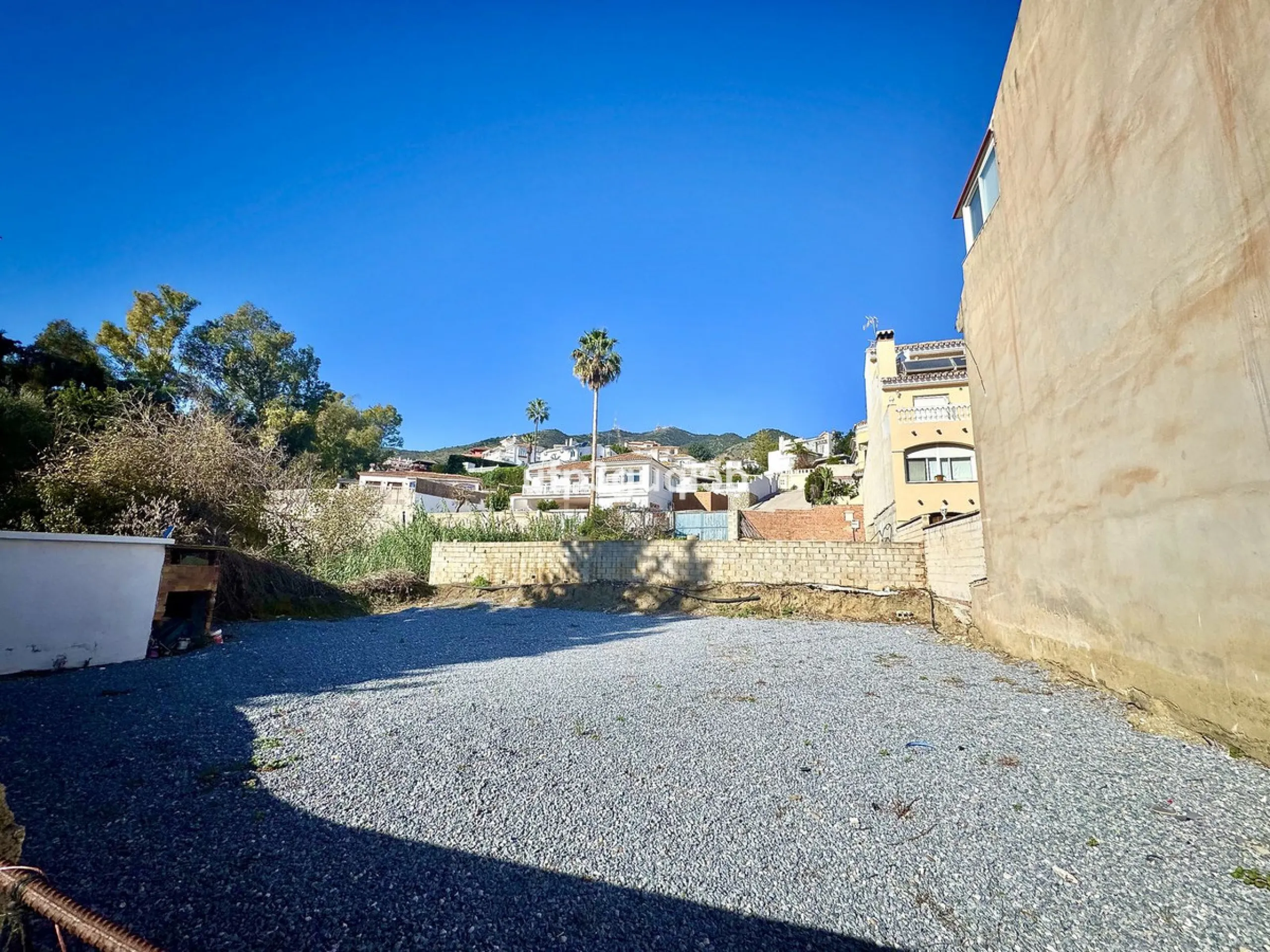 Plot - Residential Plot в продаже в Benalmadena, Málaga. Площадь участка 290 м²