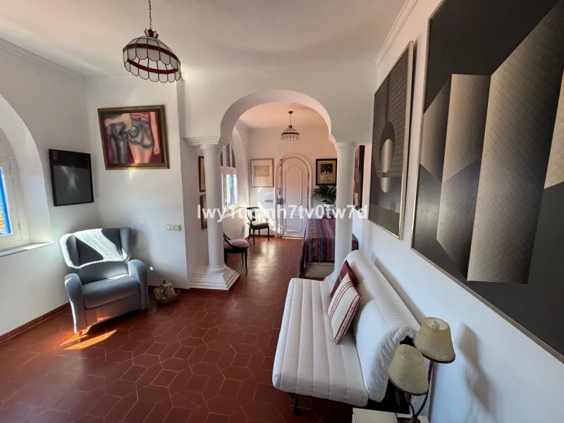 OPPORTUNITY! MAGNIFICENT PROPERTY IN LA MALAGUETA, JUST STEPS FROM THE HISTORIC CENTER!