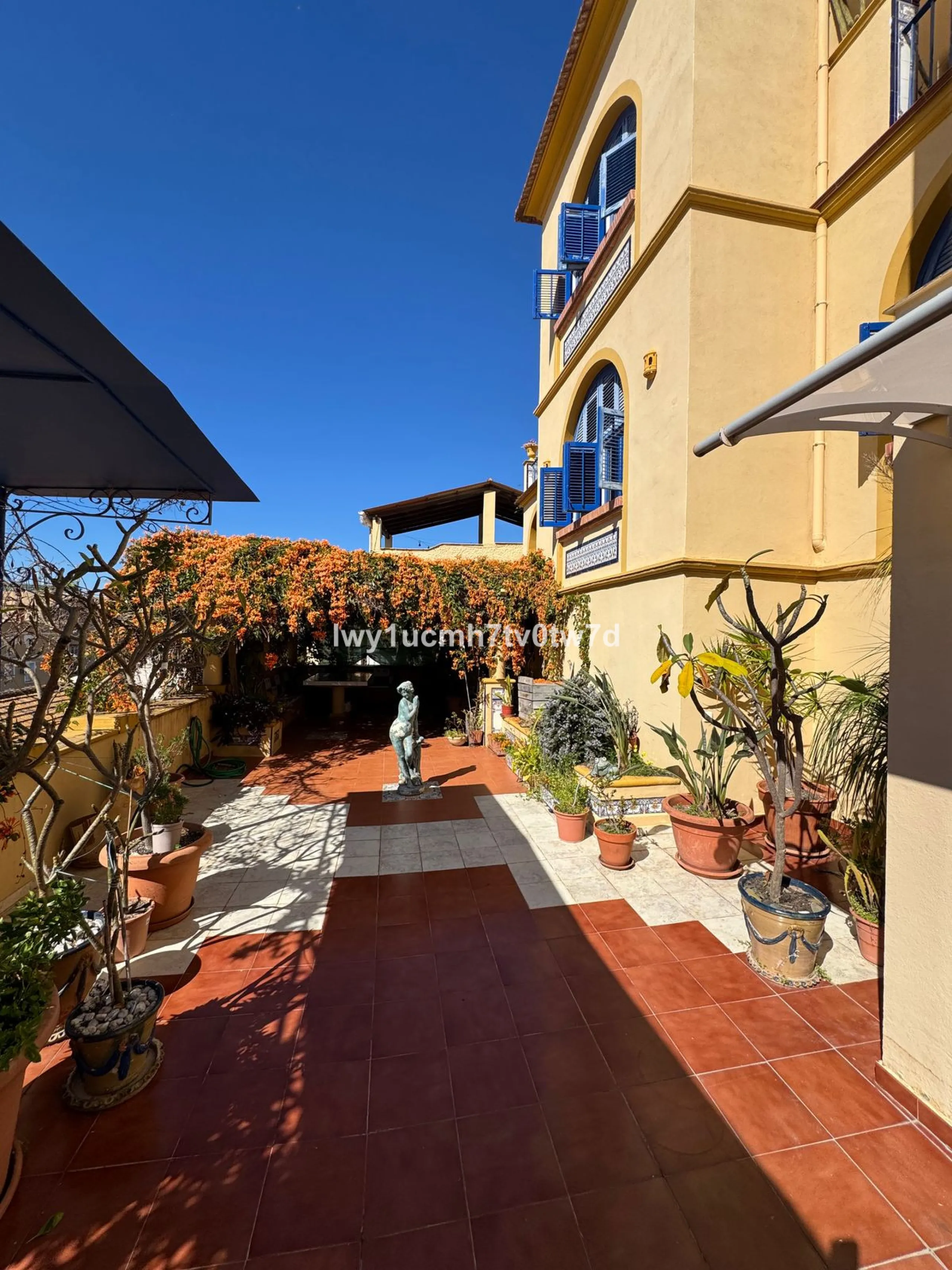 OPPORTUNITY! MAGNIFICENT PROPERTY IN LA MALAGUETA, JUST STEPS FROM THE HISTORIC CENTER!