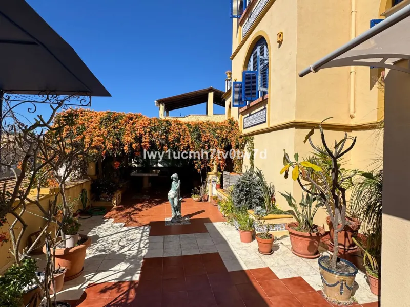 OPPORTUNITY! MAGNIFICENT PROPERTY IN LA MALAGUETA, JUST STEPS FROM THE HISTORIC CENTER!