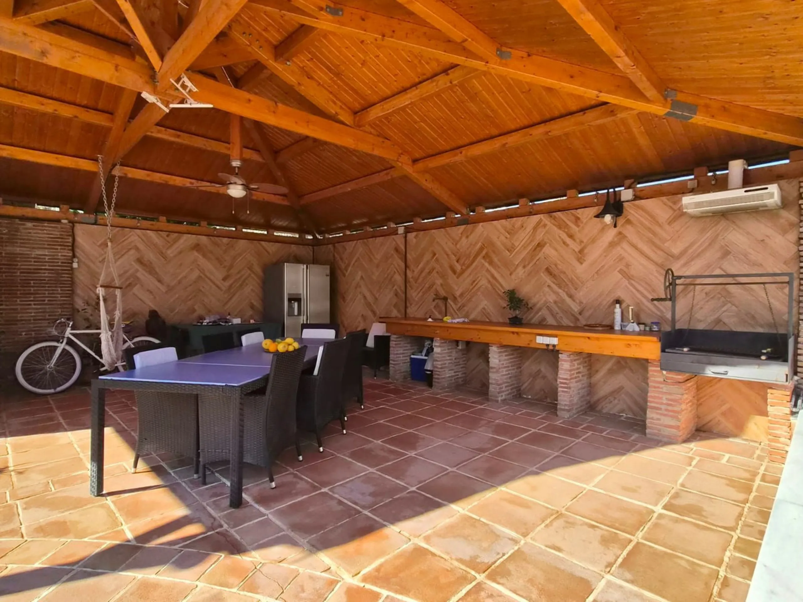 Multi functional villa for sale in Alhaurin de la Torre, area El Lagar,