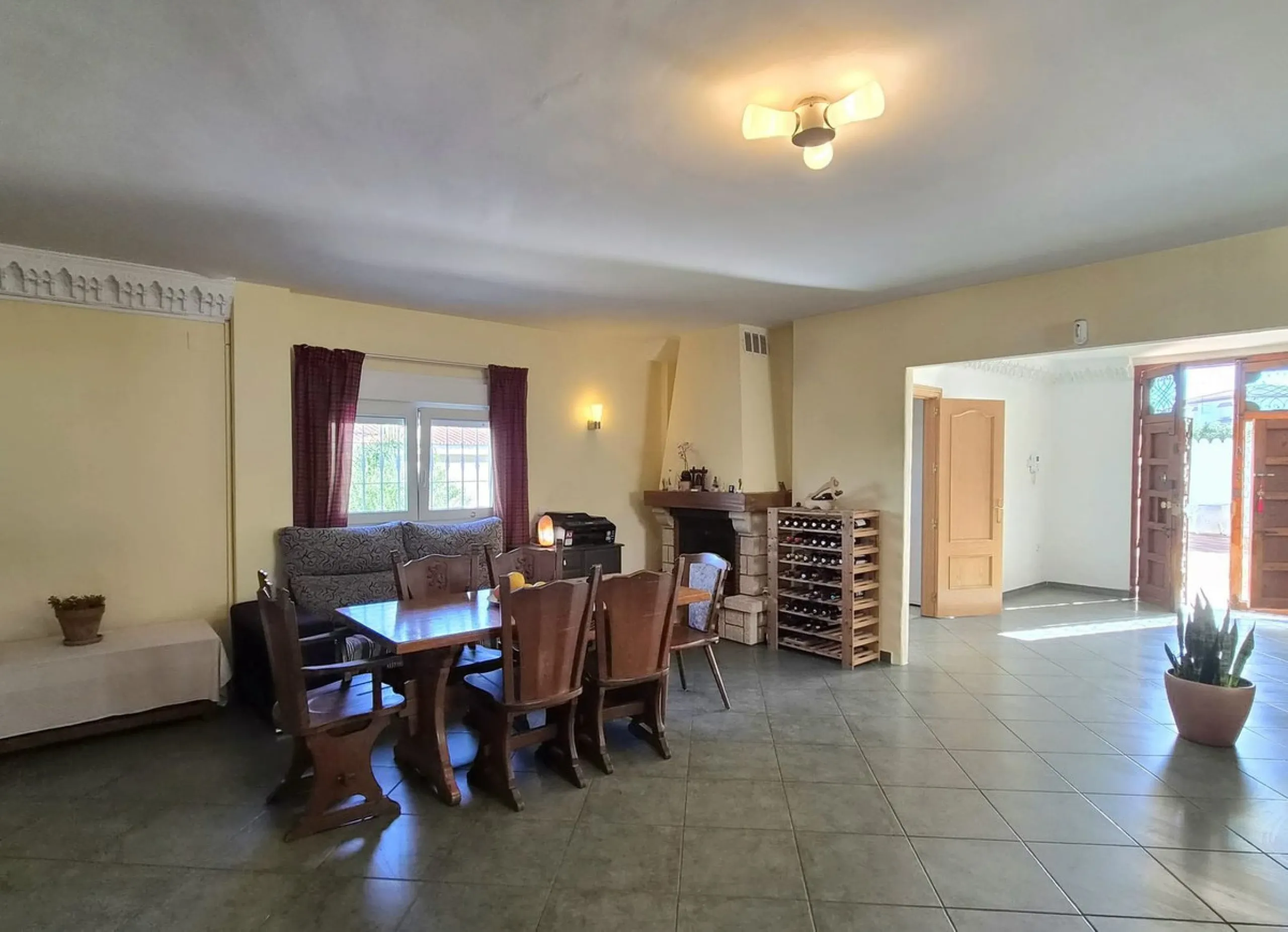 Multi functional villa for sale in Alhaurin de la Torre, area El Lagar,