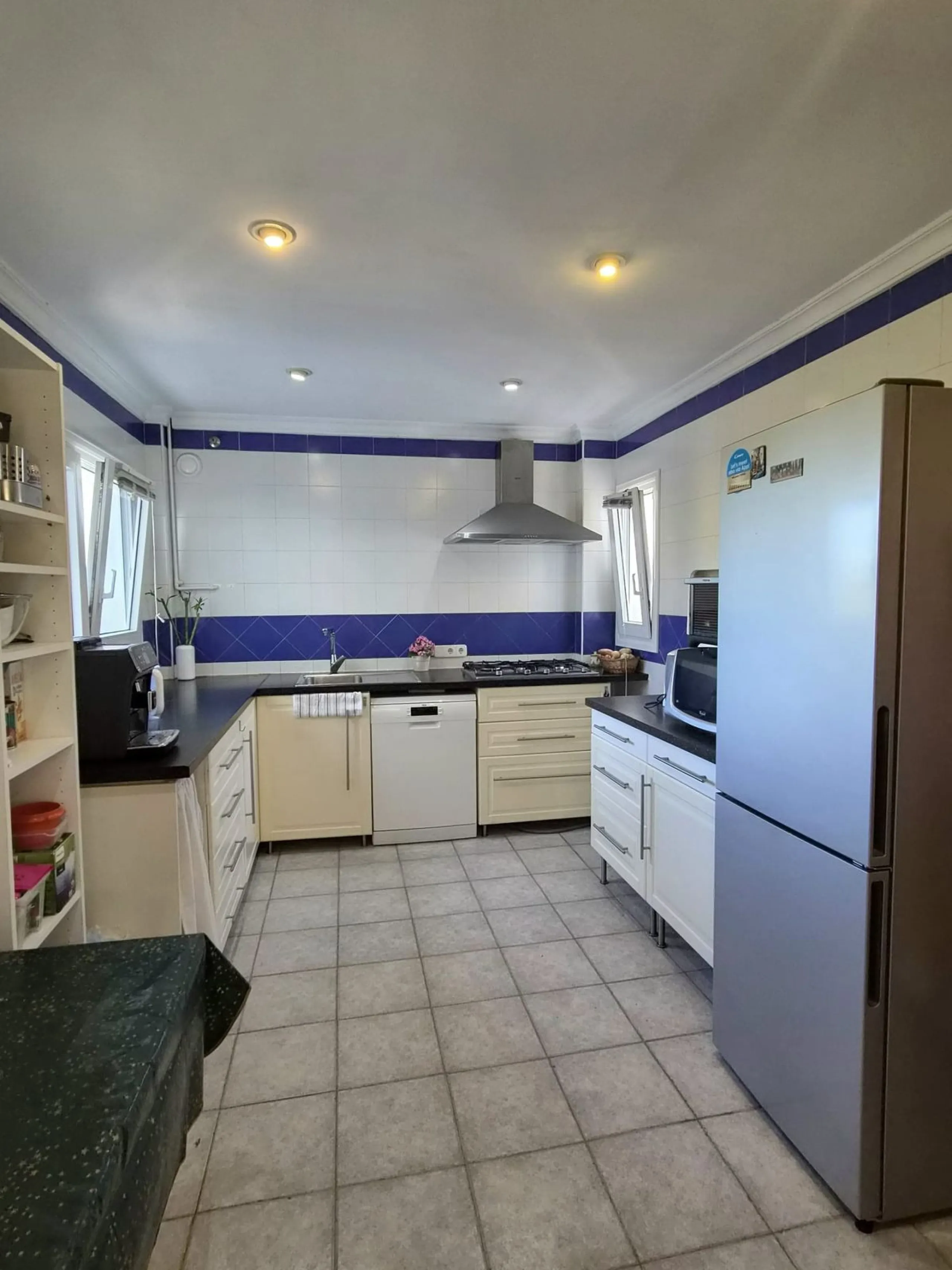 Multi functional villa for sale in Alhaurin de la Torre, area El Lagar,