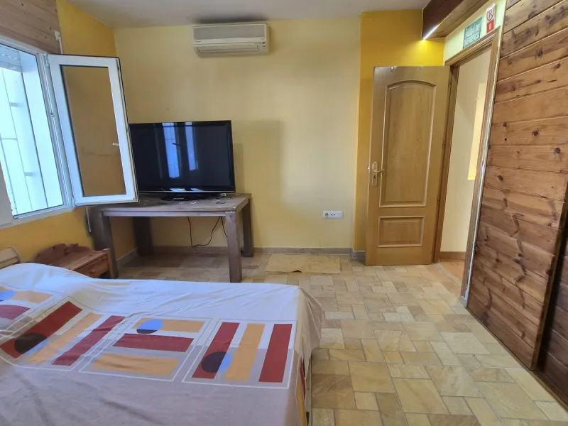 Multi functional villa for sale in Alhaurin de la Torre, area El Lagar,